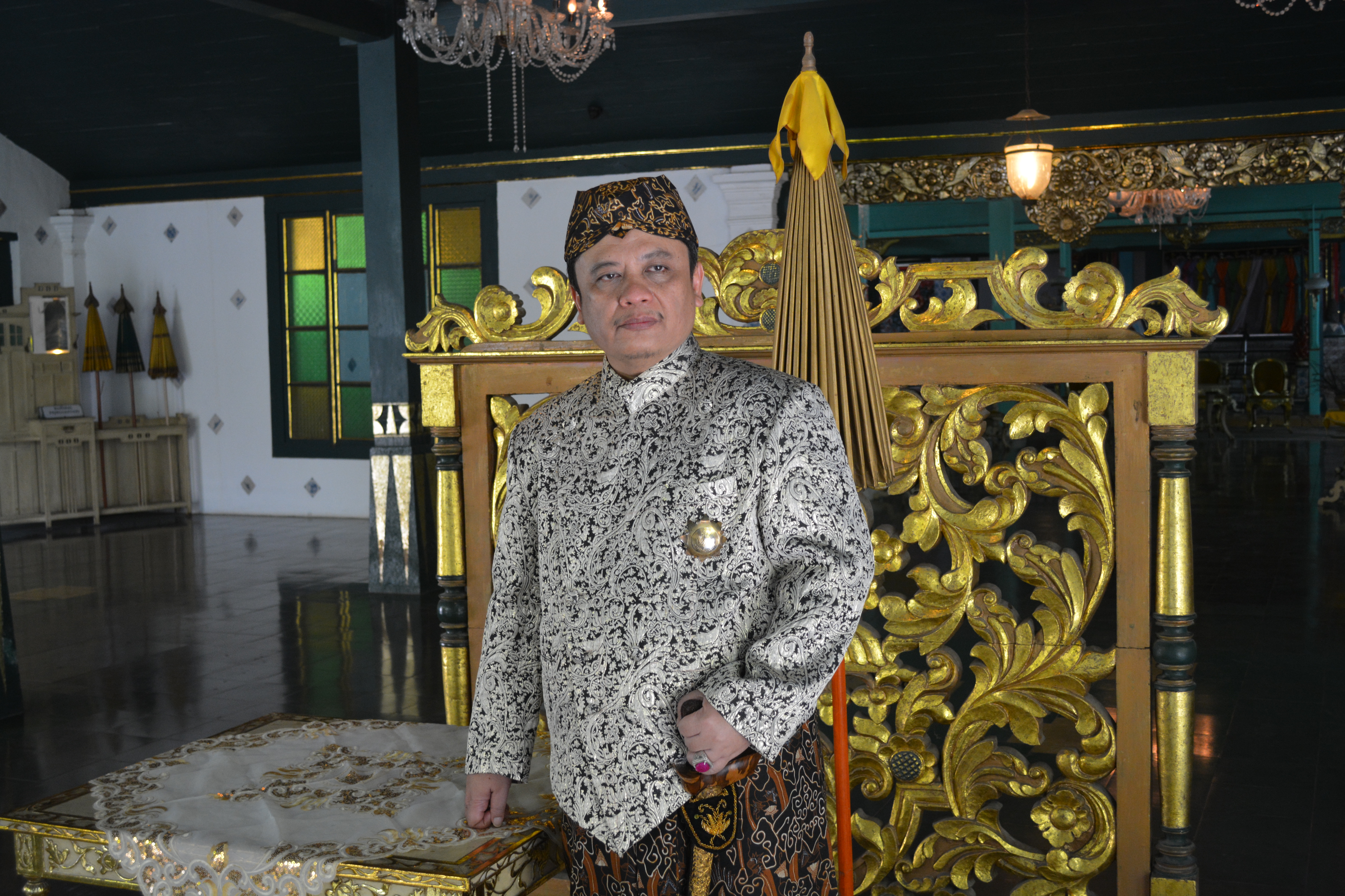Viral Video Merebut Tahta Sultan Kesepuhan Cirebon, PRA. H. Arief Natadiningrat, S.E, Sultan Sepuh Ke-XIV, Angkat Bicara