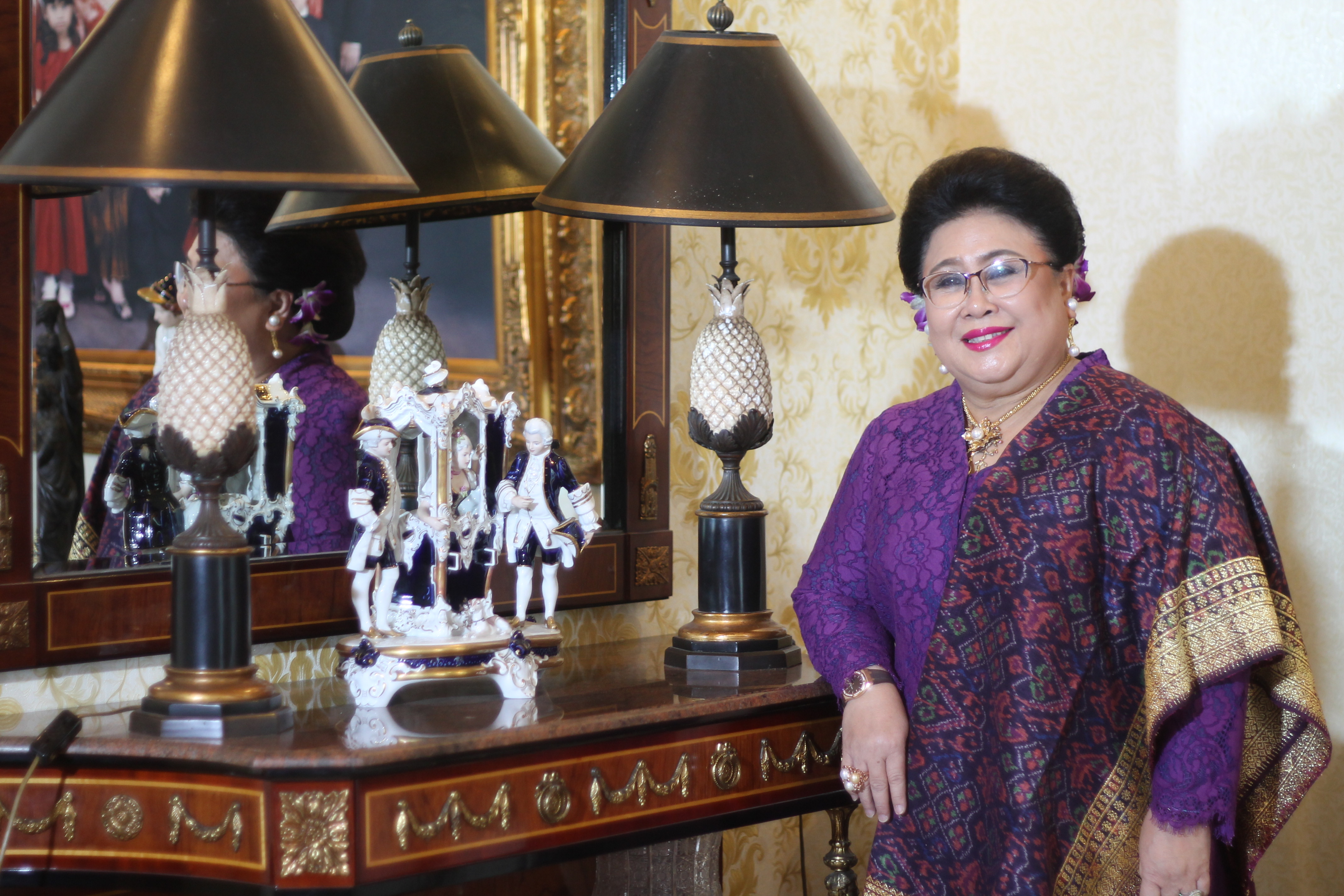 Karlina Damirie Wanita Indonesia, Konsul Kehormatan Kerajaan Monaco