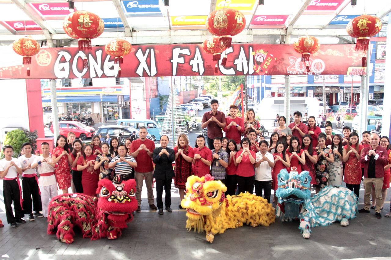 Menyambut Tahun Baru Imlek Ke-2571, Persatuan Liong dan Barongsai Meramaikan ITCenter Manado