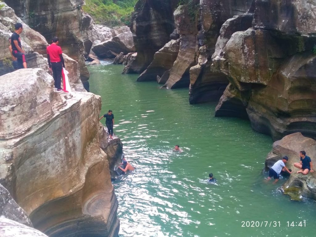 Jelajahi Wisata “Arizona & Siscar Point” di Tasikmalaya