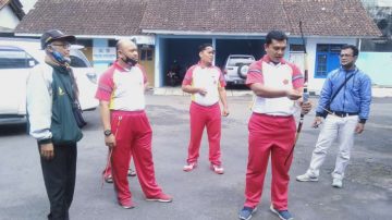 Silaturahmi Komunitas Panahan Tradisional dengan Komandan Garnisun