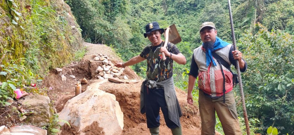 Membuat Parit Saluran Air, Warisan Nenek Moyang Masyarakat Galunggung