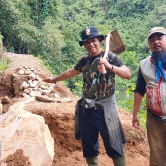 Membuat Parit Saluran Air, Warisan Nenek Moyang Masyarakat Galunggung