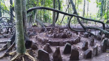 Tidak Diduga, Penemuan Situs Kuno didesa Jahiyang Kec.Salawu Tasikmalaya