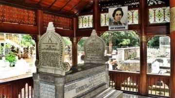 Cut Nyak Dhien Singa Betina dari Tanah Rencong