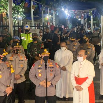 Kapolri Kunjungi Katedral Jakarta, Pastikan Ibadah Misa Aman