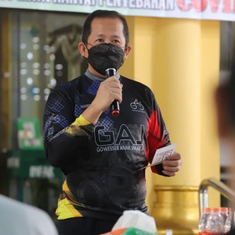 Jelang Ramadan, Wali Kota Jakarta Utara Bersihkan Masjid Al Muhajirin