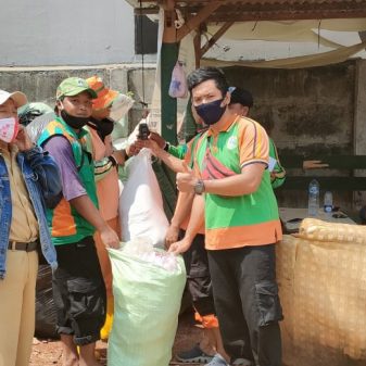 Sampah Anorganik Non Ekonomis Bisa Disedekahkan, Sebut Kalimat Akad ‘Sedekah Sampah’