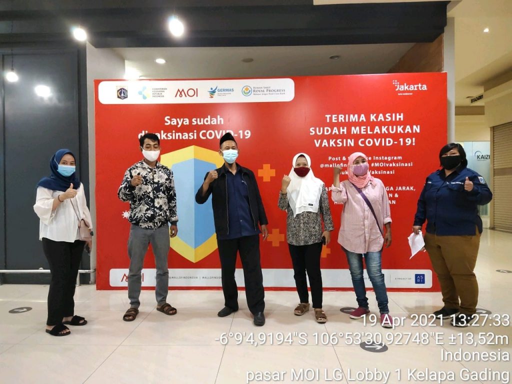 Pedagang Binaan UMKM Jakarta Utara Mulai Divaksinasi