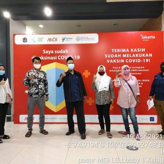 Pedagang Binaan UMKM Jakarta Utara Mulai Divaksinasi