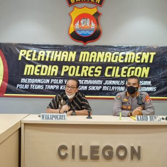 Ramadhan, Pelatihan “Jurnalisme Kepolisian” di Polres Cilegon