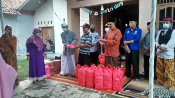 Kades Jejalen, Santuni Anak Yatim Serta Dhu’afa