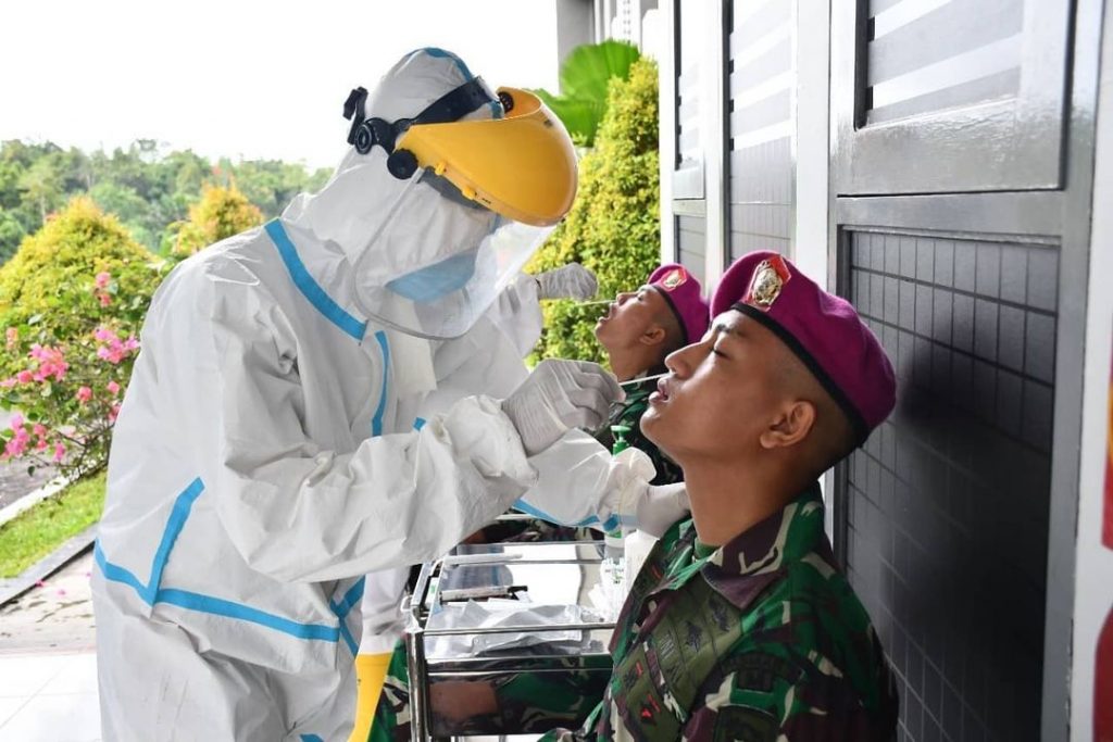 Cegah Penyebaran COVID-19 Prajurit Denmako Pasmar 3 Laksanakan SWAB Antigen Masal