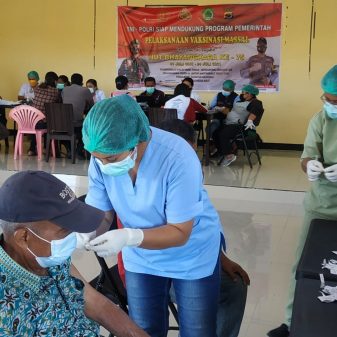 Polres Ngada NTT Laksanakan Vaksinasi Presisi Secara Masal