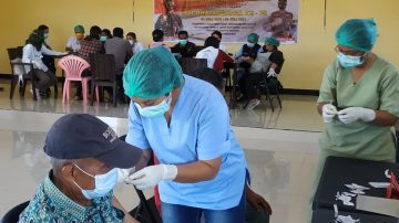 Polres Ngada NTT Laksanakan Vaksinasi Presisi Secara Masal