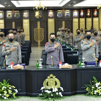 Kapolri Minta Pertahankan Kepercayaan dan Kepuasan Publik di Rakernis 4 Divisi