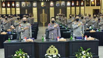 Kapolri Minta Pertahankan Kepercayaan dan Kepuasan Publik di Rakernis 4 Divisi