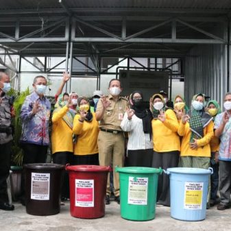 Wali Kota Jakarta Utara Apresiasi Warga Ikuti Uji Coba Pilah dan Angkut Sampah Terjadwal