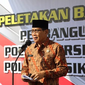 Peletakan Batu Pertama Pembangunan Polsek Cipedes