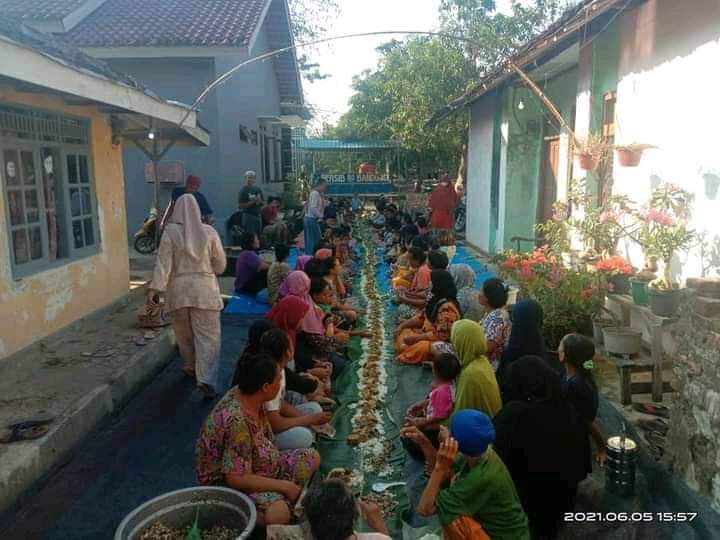 Bentuk Ekspresi Suka Cita Masyarakat Kuwu Terpilih H.Nurwedi