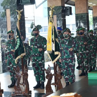 Kasad Pimpin Sertijab Pangkostrad dan 5 Pejabat Teras TNI AD