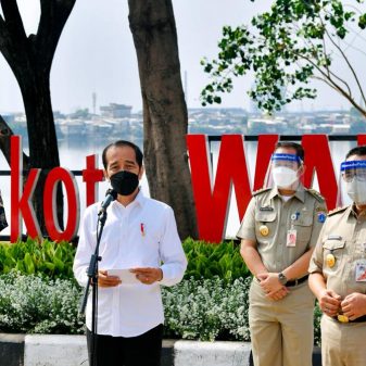Presiden RI Tinjau Pelaksanaan Vaksinasi Massal di Waduk Pluit