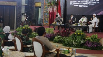 Menkopolhukam RI Melaksanakan Dialog Bersama Forkopimda Jatim, Tokoh Agama, Tokoh Masyarakat di Kabupaten Bangkalan