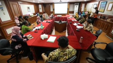 Pemkot Jakut Gelar Rapat Evaluasi Pengelolaan Sampah