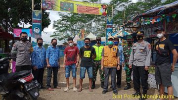 Gugus Tugas Covid-19 Laksanakan Punutupan Hiburan Pasar Malam di Mangkubumi