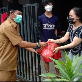 Aksi Peduli PEMDES Mangunjaya Untuk Warga Terpapar COVID-19