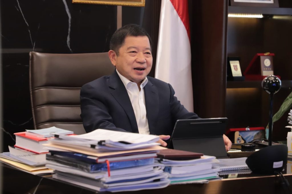 Menteri Suharso Hadiri Rapat Kerja dengan Komisi XI DPR RI