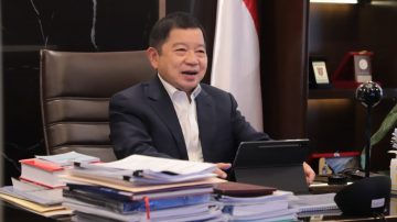Menteri Suharso Hadiri Rapat Kerja dengan Komisi XI DPR RI