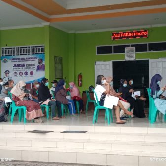 Berharap Warganya Sehat, PEMDES Mangunjaya Gencar Lakukan Vaksin dan Swab