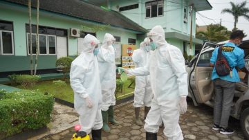 Lindungi Keluarga Besarnya, Kantor Korem 071/Wijayakusuma di Semprot Disinfektan