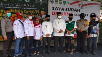 Serbuan 1500 Vaksinasi di Desa Setia Asih, Ini Pesan Camat Tarumajaya