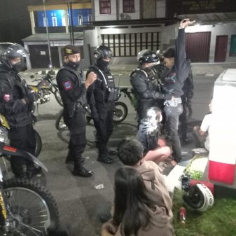 Team Maung Galunggung Amankan 8 Remaja Pesta Miras