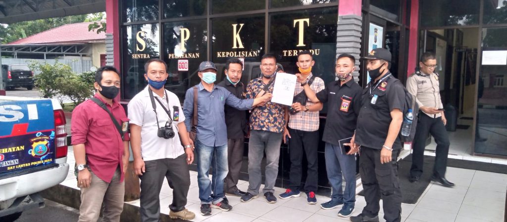 Duga Menghina Profesi Wartawan, Akun Facebook Hepi Daeli Resmi Di Laporkan Polisi