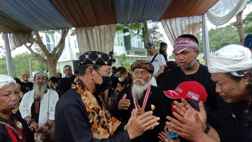 Walikota Tasikmalaya Drs. H. M Yusuf Hadiri Acara Ngabako Saamparan di Situ Gede
