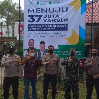 Kapolsek Indihiang Pantau Kegiatan Vaksinasi di 3 Puskesmas Wilayah Kecamatan Cipedes