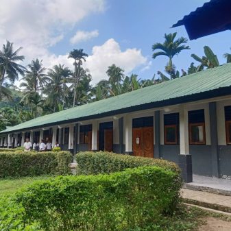 Jawab Renstra Kemendikbud, SMPN 2 Satap Keo Tengah Swadaya Wifi Komputer