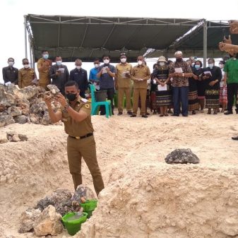 Pemprov Bantu Rp 2,5M, Wakil Bupati Sabu Raijua Letak Batu Aula GMIT
