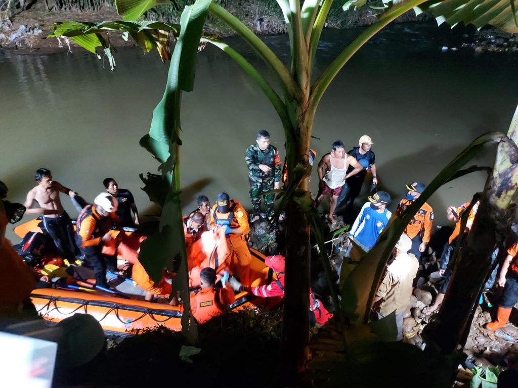 Geger 11 Siswa MTs Harapan Baru, Tengelam di sungai Cileueur Ciamis