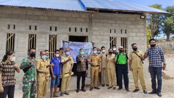 Wabup Sabu Raijua, NTT Resmikan Rumah Layak Huni