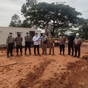 Bangunan Milik  PT. Sari Dumai Tanpa IMB disegel Sudin CKTRP Jakut