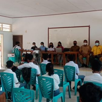 Partai Golkar Giat Vaksinasi Massal di SMA Negeri 1 Sabu Timur