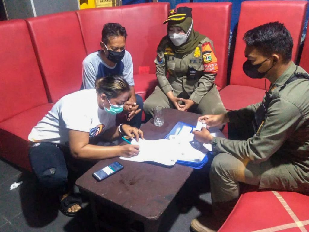 Langgar Prokes dan Jam Operasional, Dua Tempat Usaha di Kelurahan Lagoa Dikenakan Sanksi Tegas
