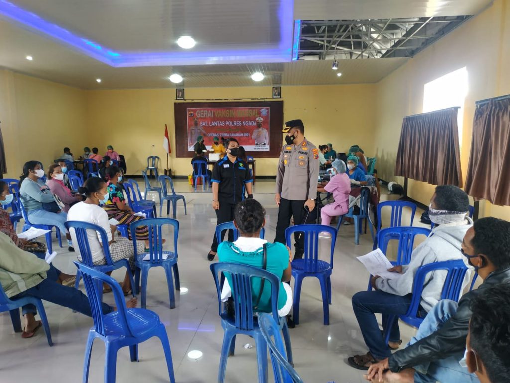 Kapolres Ngada Monitoring Operasi Zebra Ranakah 2021 Vaksinasi Dan Baksos