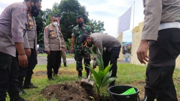 Kunker Perdana Kapolres Ngada Ke Polsek Aimere, Ini Isi Penegasan