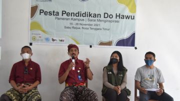 Panitia PPDH Lakukan Pameran Kampus Hari ke Dua