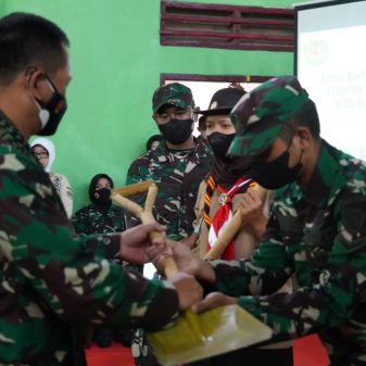Danrem 062/Tn membuka karya bakti Tni dan bakti sosial di Wilayah Kodim 0612/Tasikmalaya